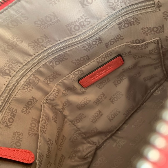 New Michael Kors Cynthia Domed Satchel Saffiano Retail $298 - Picture 10 of 11